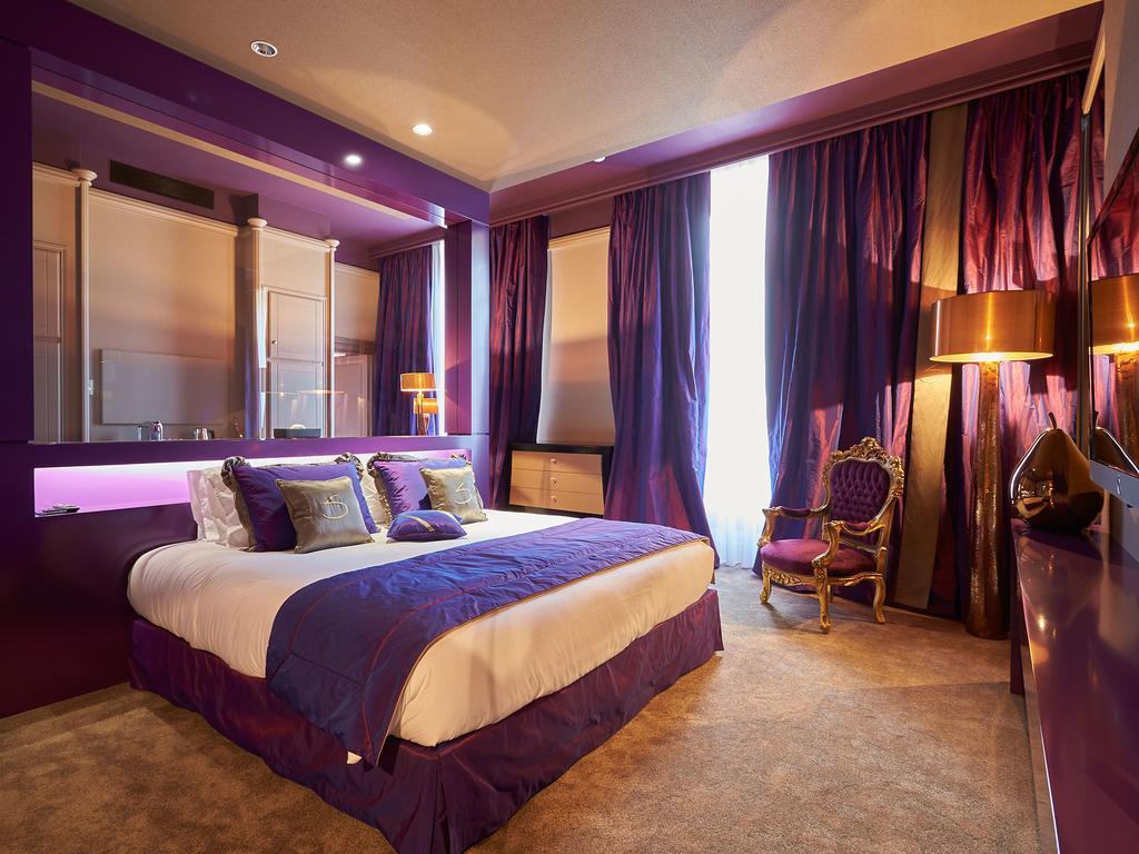 Le Stelsia Resort Saint-Sylvestre-sur-Lot Exteriör bild