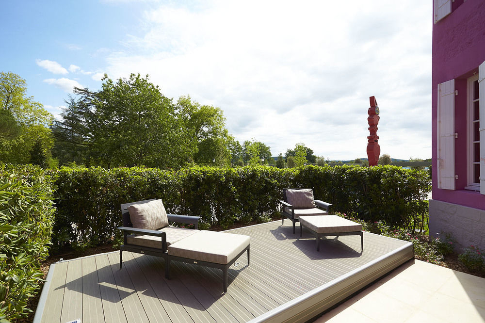 Le Stelsia Resort Saint-Sylvestre-sur-Lot Exteriör bild